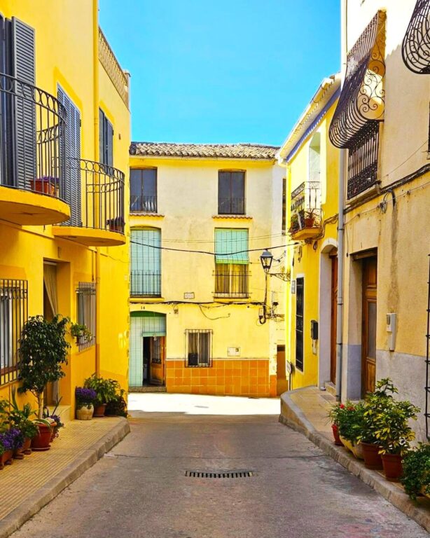 Street in the village of Tàrbena.