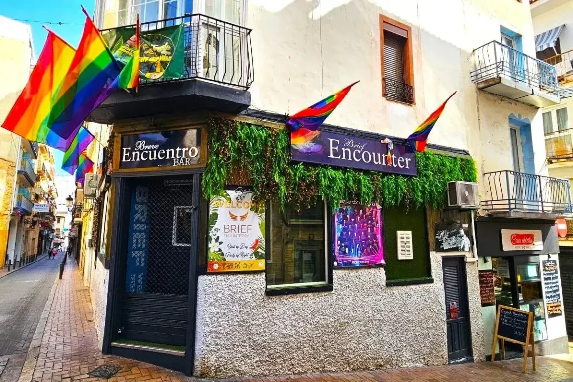 Brief Encounter, Benidorm Old Town.
