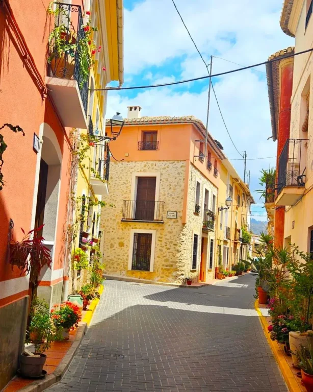 A street in Orcheta.