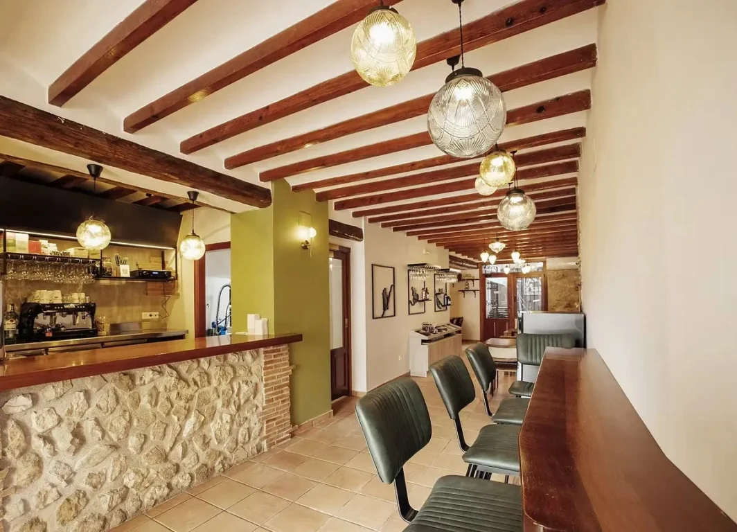 Bar La Esquinita in Benifato.