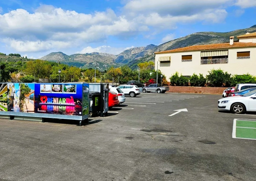 Car Park, Beniarda.