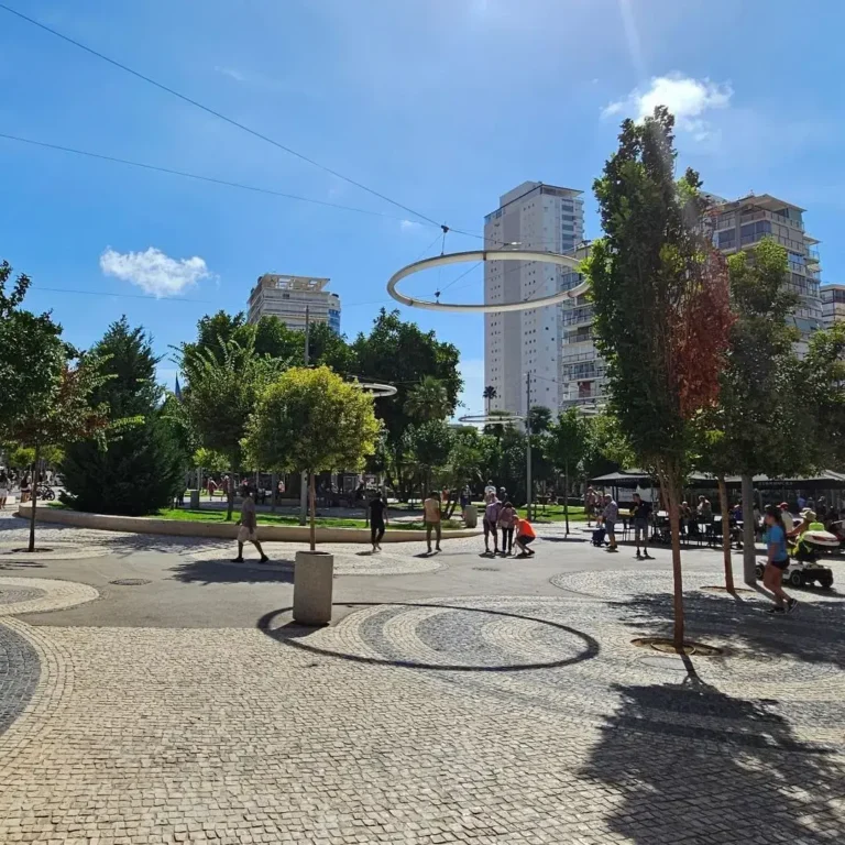 Plaza Triangular, Benidorm.
