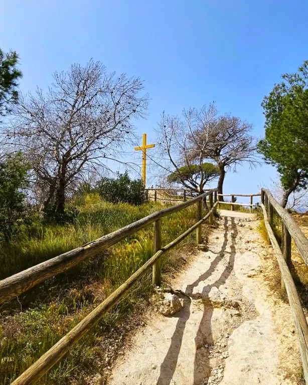 Rocky Road to The Cross, Benidorm.