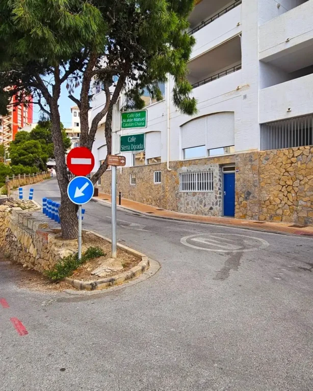 Calle Sierra Dorada, Benidorm.