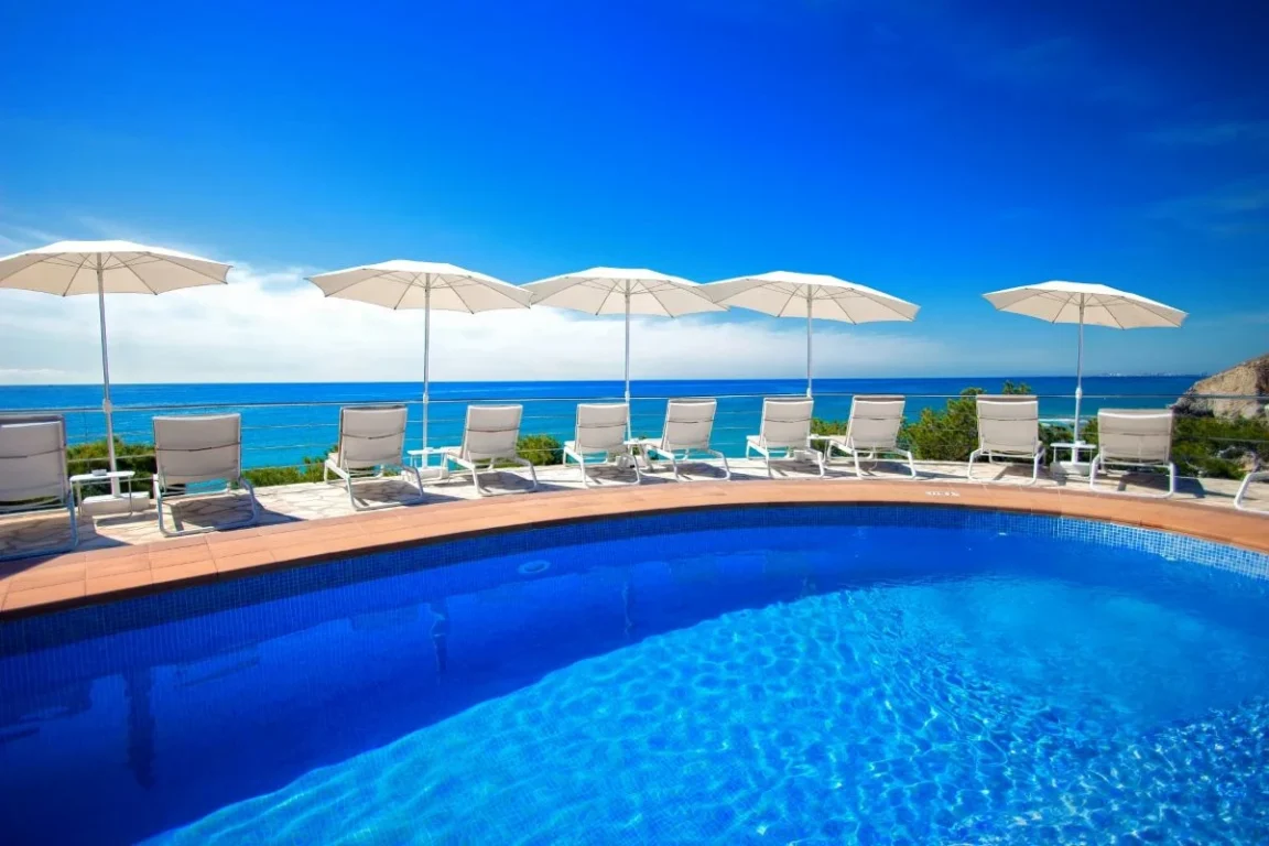 Swimming Pool at Hotel Montiboli, Villajoyosa.