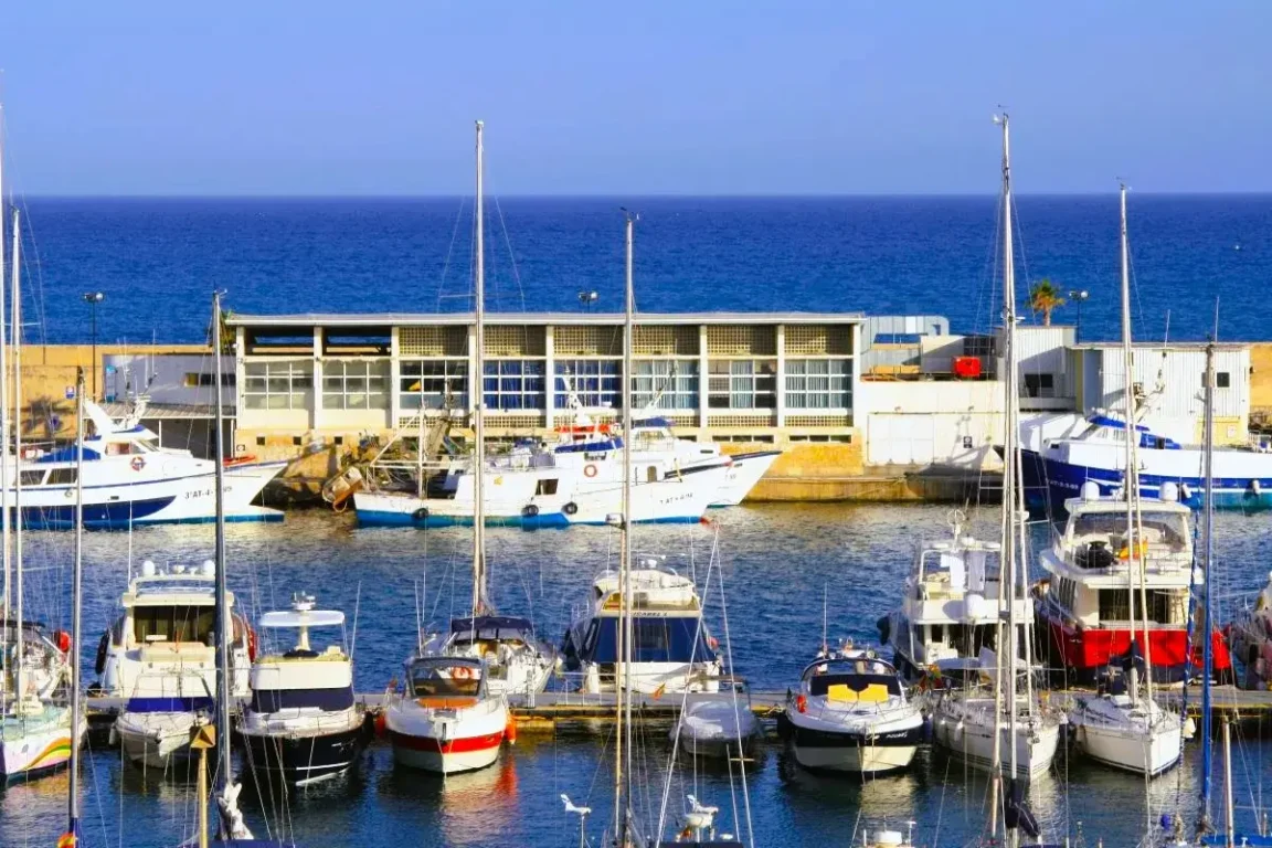 Villajoyosa Port.